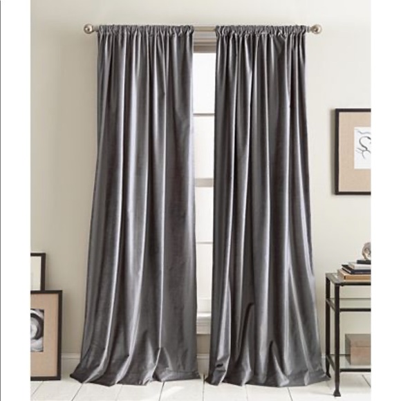 Dkny Other - DKNY NIP Modern Velvet 50" x 108" Curtain Set